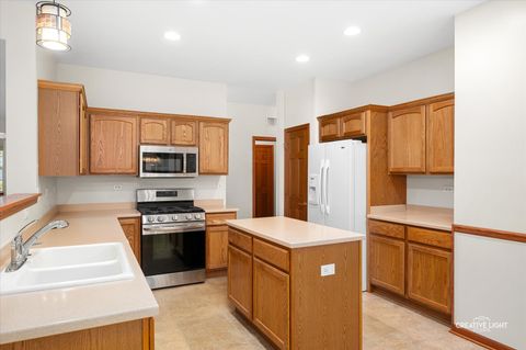 Tiny photo for 790 Bohannon Circle, Oswego, IL 60543 (MLS # 12493810)