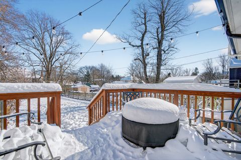 Tiny photo for 107 S Ash Street, Palatine, IL 60067 (MLS # 12529978)