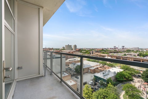 Tiny photo for 1620 S Michigan Avenue #919, Chicago, IL 60616 (MLS # 12766667)