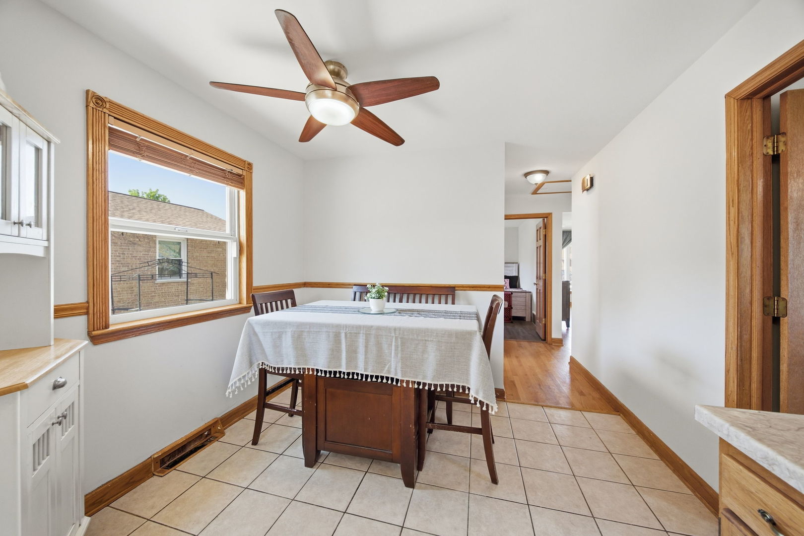 14335 Keystone Avenue, Midlothian, IL 60445 — MLS #12624412 — photo 14 of 23