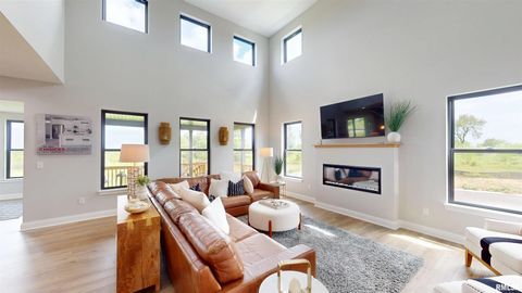 Tiny photo for Lot 14 Faiths Way, Bettendorf, IA 52722 (MLS # QC4269979)