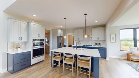 Tiny photo for Lot 14 Faiths Way, Bettendorf, IA 52722 (MLS # QC4269979)