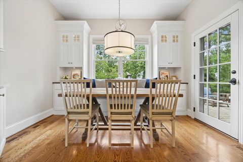 Tiny photo for 122 Arthur Avenue, Clarendon Hills, IL 60514 (MLS # 12669880)