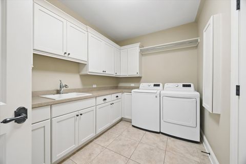 Tiny photo for 122 Arthur Avenue, Clarendon Hills, IL 60514 (MLS # 12669880)