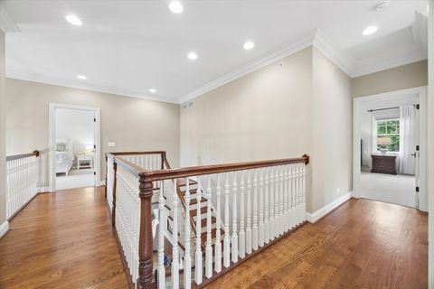 Tiny photo for 122 Arthur Avenue, Clarendon Hills, IL 60514 (MLS # 12669880)
