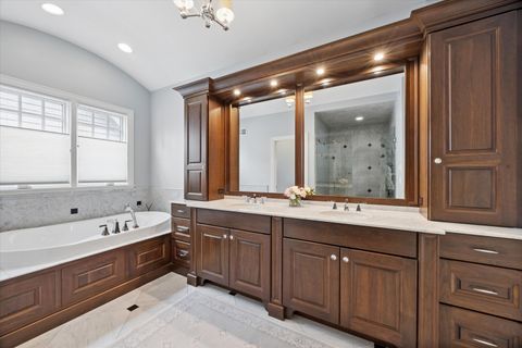 Tiny photo for 122 Arthur Avenue, Clarendon Hills, IL 60514 (MLS # 12669880)