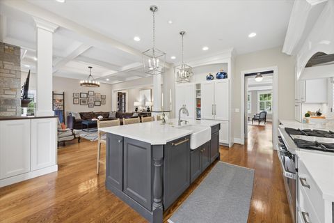 Tiny photo for 122 Arthur Avenue, Clarendon Hills, IL 60514 (MLS # 12669880)