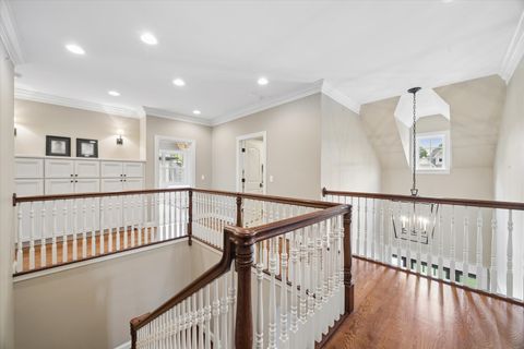 Tiny photo for 122 Arthur Avenue, Clarendon Hills, IL 60514 (MLS # 12669880)
