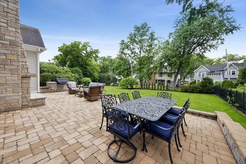Tiny photo for 122 Arthur Avenue, Clarendon Hills, IL 60514 (MLS # 12669880)