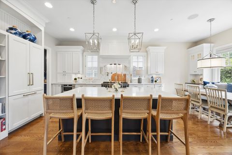 Tiny photo for 122 Arthur Avenue, Clarendon Hills, IL 60514 (MLS # 12669880)