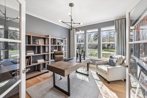 Tiny photo for 383 N Larch Avenue, Elmhurst, IL 60126 (MLS # 12616899)