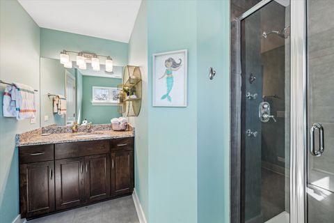 Tiny photo for 383 N Larch Avenue, Elmhurst, IL 60126 (MLS # 12616899)