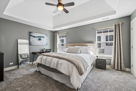 Tiny photo for 383 N Larch Avenue, Elmhurst, IL 60126 (MLS # 12616899)