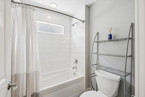 Tiny photo for 383 N Larch Avenue, Elmhurst, IL 60126 (MLS # 12616899)