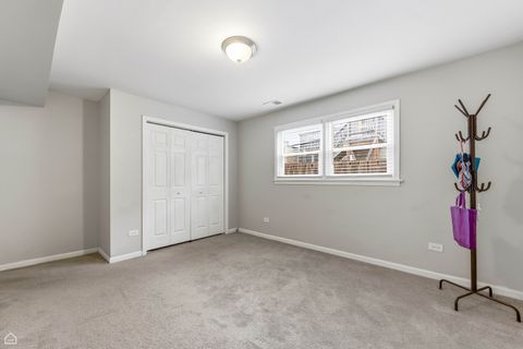 Tiny photo for 5754 W Lawrence Avenue #1, Chicago, IL 60630 (MLS # 12534269)