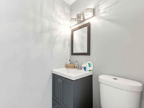 Tiny photo for 5754 W Lawrence Avenue #1, Chicago, IL 60630 (MLS # 12534269)