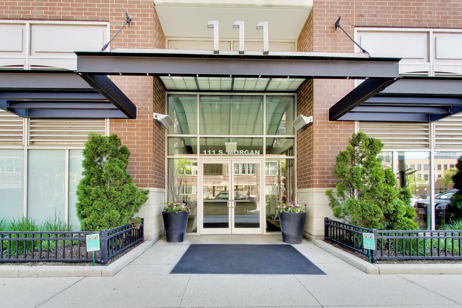 111 S Morgan Street 620