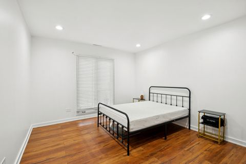 Tiny photo for 5721 Circle Drive #102, Oak Lawn, IL 60453 (MLS # 12525839)