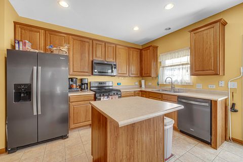 Tiny photo for 188 Breckenridge Court, Gilberts, IL 60136 (MLS # 12518462)