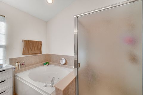 Tiny photo for 188 Breckenridge Court, Gilberts, IL 60136 (MLS # 12518462)