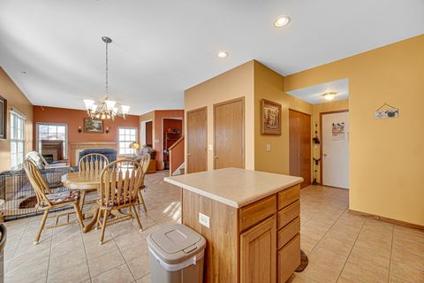 Tiny photo for 188 Breckenridge Court, Gilberts, IL 60136 (MLS # 12518462)