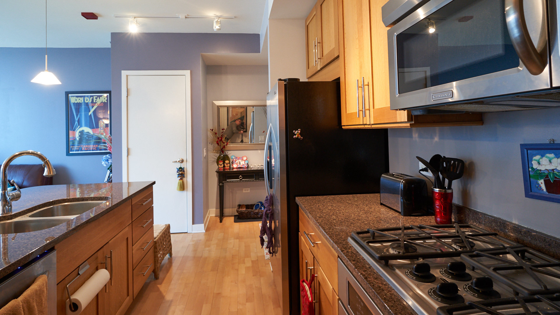 505 N MCCLURG Court 1504