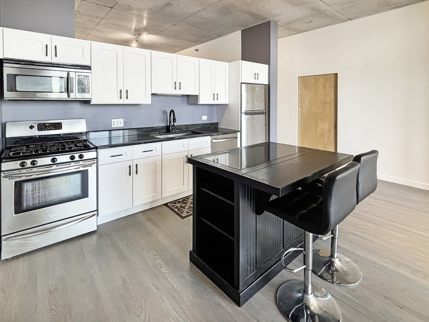 1720 S Michigan Avenue 2603