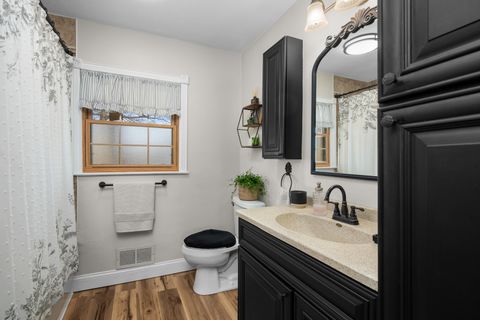 Tiny photo for 315 S Franklin Street, Toulon, IL 61483 (MLS # 12598585)