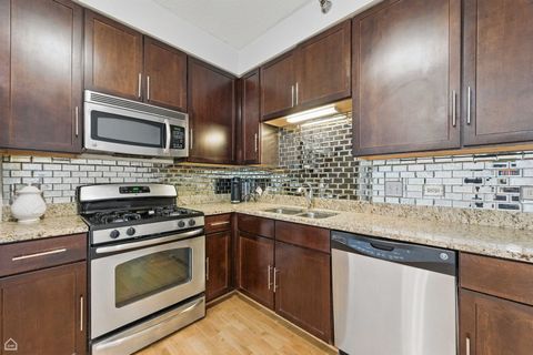 Tiny photo for 1134 W Granville Avenue #820, Chicago, IL 60660 (MLS # 12384424)