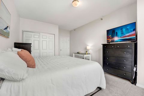 Tiny photo for 1134 W Granville Avenue #820, Chicago, IL 60660 (MLS # 12384424)