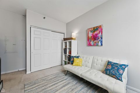 Tiny photo for 1134 W Granville Avenue #820, Chicago, IL 60660 (MLS # 12384424)