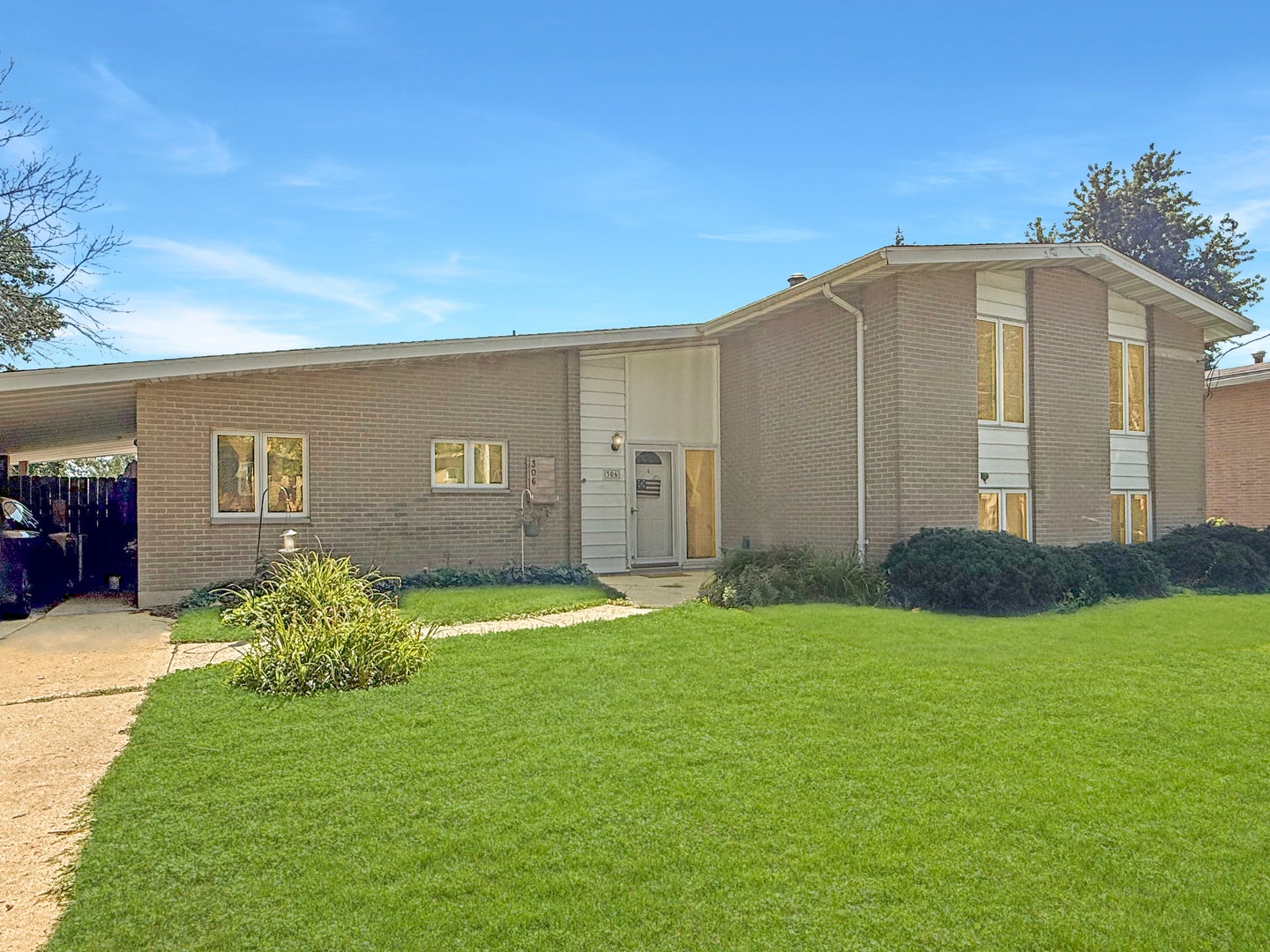 306 Naples Drive