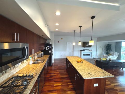 Tiny photo for 4848 N SHERIDAN Road #710, Chicago, IL 60640 (MLS # 12460268)