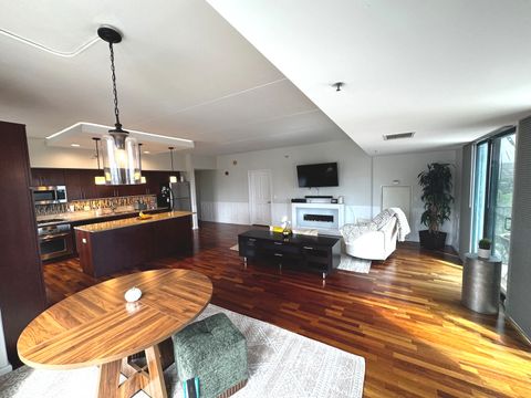 Tiny photo for 4848 N SHERIDAN Road #710, Chicago, IL 60640 (MLS # 12460268)