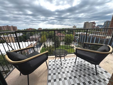 Tiny photo for 4848 N SHERIDAN Road #710, Chicago, IL 60640 (MLS # 12460268)