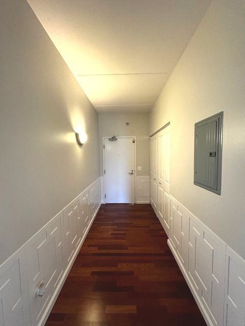 Tiny photo for 4848 N SHERIDAN Road #710, Chicago, IL 60640 (MLS # 12460268)