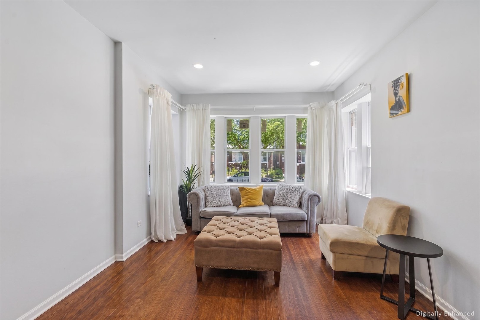 6406 S Maplewood Avenue - Photo 2