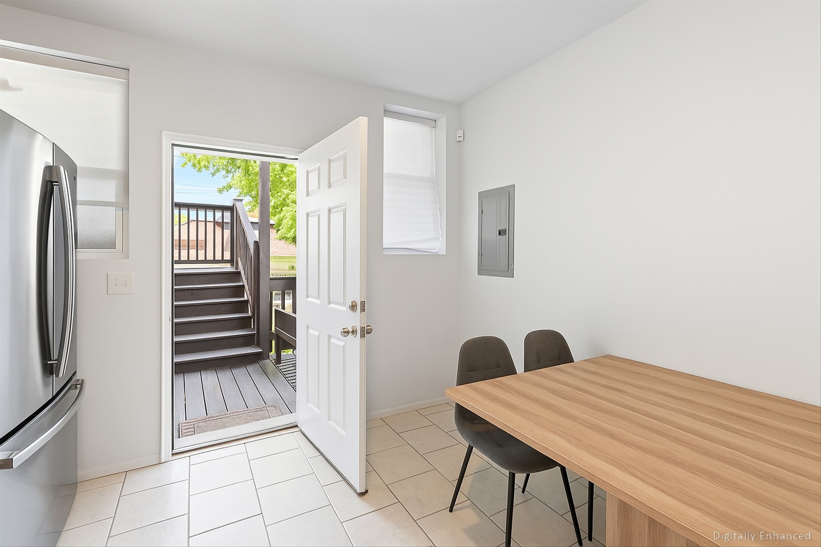 6406 S Maplewood Avenue - Photo 4
