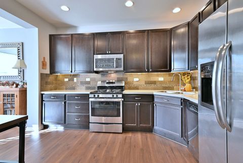 Tiny photo for 1374 Newport Circle, Pingree Grove, IL 60140 (MLS # 12506545)