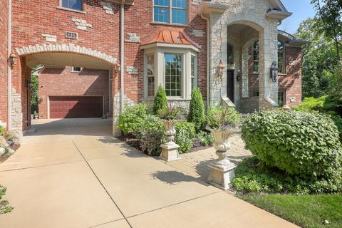 Tiny photo for 616 Driftwood Court, Naperville, IL 60540 (MLS # 12652170)