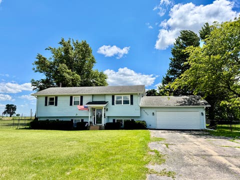 Tiny photo for 31875 E Thome Road, Rock Falls, IL 61071 (MLS # 12680565)