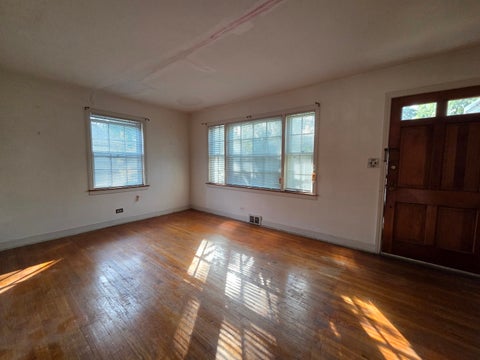 Tiny photo for 319 N Main Street, Mount Prospect, IL 60056 (MLS # 12784906)