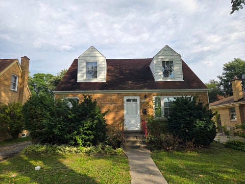 Tiny photo for 319 N Main Street, Mount Prospect, IL 60056 (MLS # 12784906)