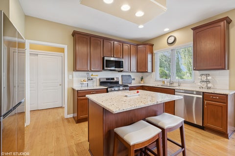 Tiny photo for 610 Woods Creek Lane, Algonquin, IL 60102 (MLS # 12759566)