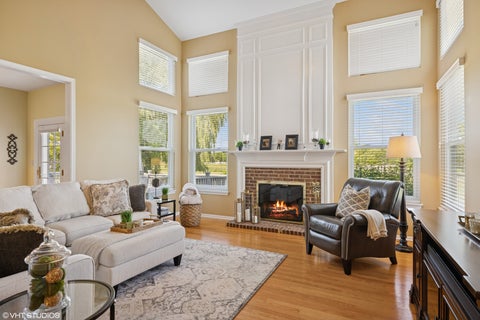 Tiny photo for 610 Woods Creek Lane, Algonquin, IL 60102 (MLS # 12759566)