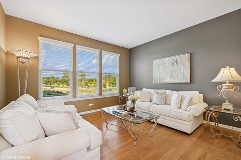 Tiny photo for 610 Woods Creek Lane, Algonquin, IL 60102 (MLS # 12759566)