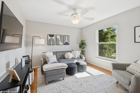 Tiny photo for 610 Woods Creek Lane, Algonquin, IL 60102 (MLS # 12759566)
