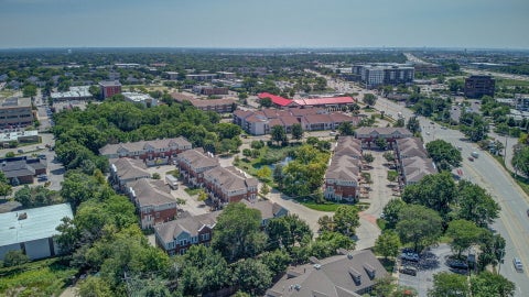 Tiny photo for 2112 S Crambourne Way #6-6, Arlington Heights, IL 60005 (MLS # 12722098)