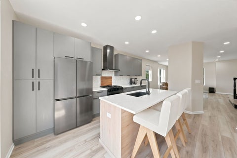 Tiny photo for 2112 S Crambourne Way #6-6, Arlington Heights, IL 60005 (MLS # 12722098)