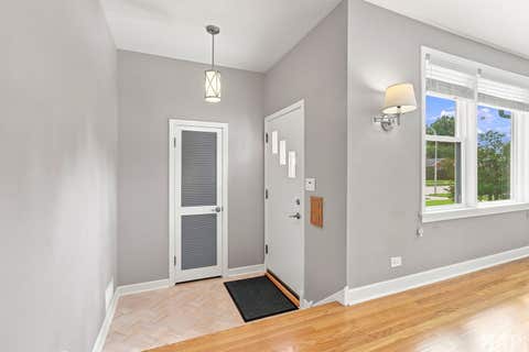 Tiny photo for 1512 Portsmouth Avenue, Westchester, IL 60154 (MLS # 12699985)